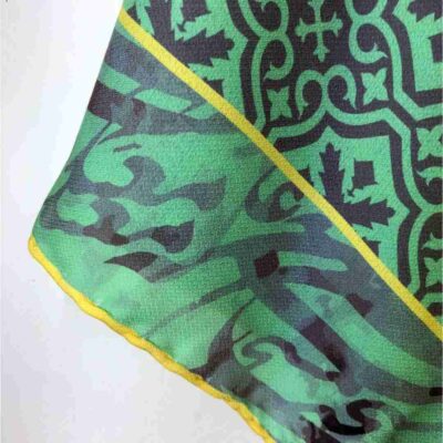 Persian Artistic Scarf for Women – Luxe and Vibrant Nastaliq Print