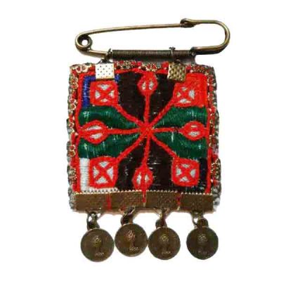 Embroidered Traditional Balochi Brooch Pin – Unique Cultural Design
