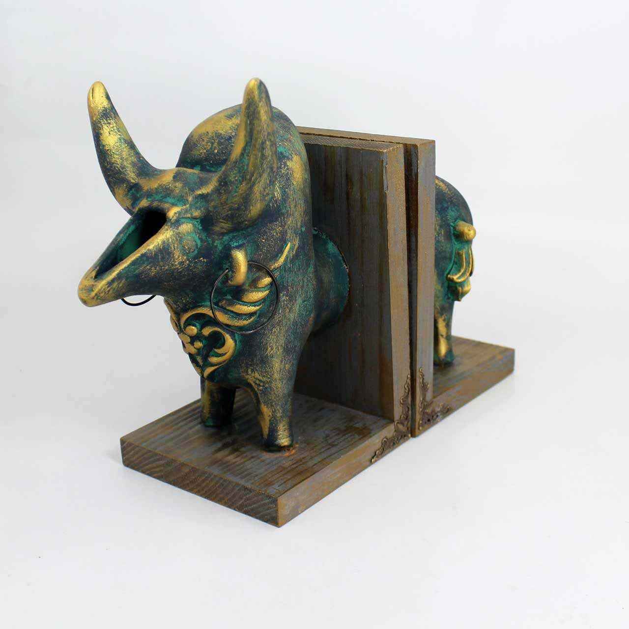 Zebu-Inspired Polyester Sculpture Bookend – Suitable for Themed Rooms