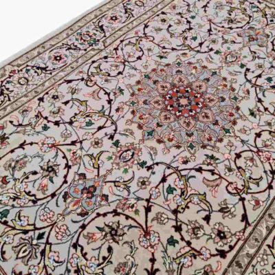 Persian Carpet Hand-Knotted in Isfahan Model Abtin