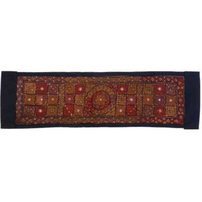 Hand Embroidered Table Runner Model Aras