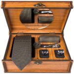 Men's Tie, Handkerchief & Cufflinks Neckwear Set - Luxurious Brown