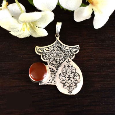 Persian Engraved Silver Pendant with Agate Gemstone