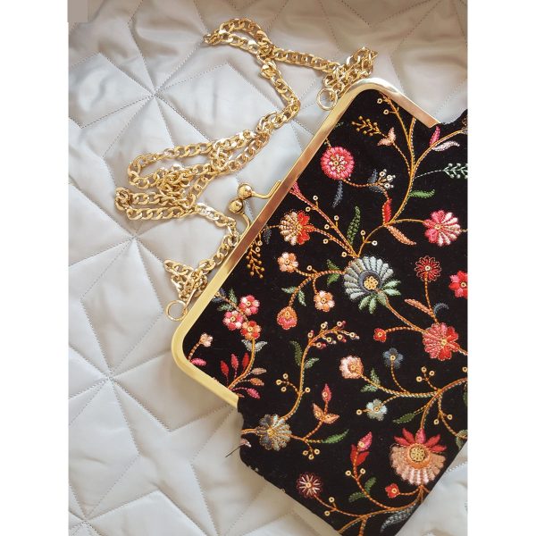 Balochi Embroidery Suzani Handbag Model Magnolia