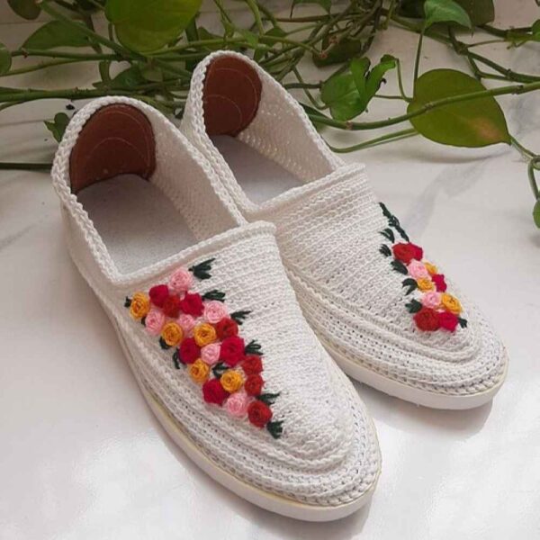 Giveh Shoes - Persian Handcrafted Breathable Footwear Flower Model