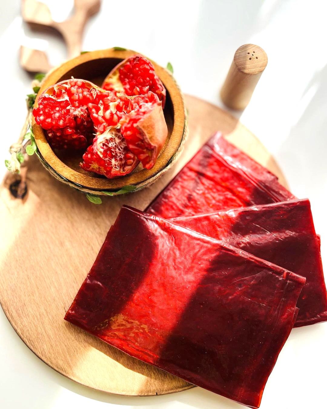 Traditional Persian Homemade Pomegranate Sour Fruit Leather Roll – Lavashak, 800g