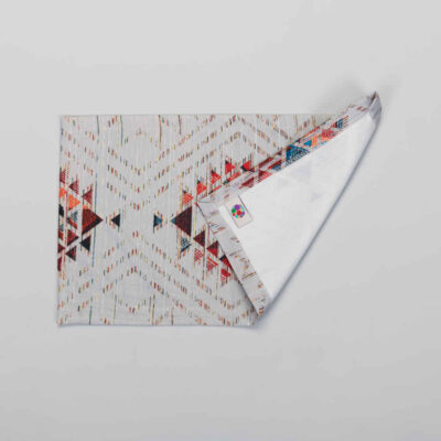 Set of 6 Fabric Placemats Under the Plate – Model Ana