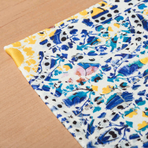 Set of 6 Fabric Placemats Under the Plate Model Dina
