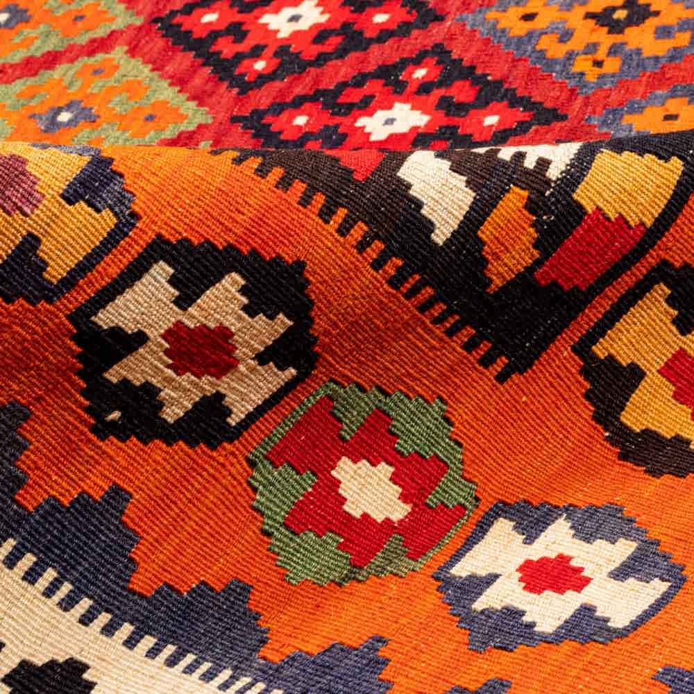 Persian Wool Kilim Rug Handwoven in Fars Traditional Shahin