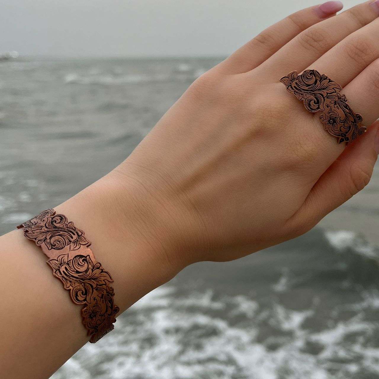 Artistic Copper Bracelet – Floral Affirmation Style