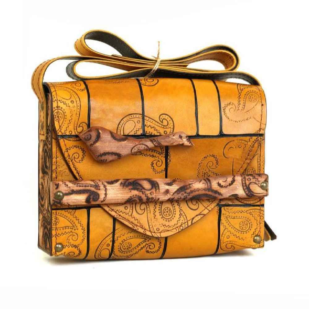 Luxurious Handcrafted Leather Crossbody Shoulder Bag – Birds Design