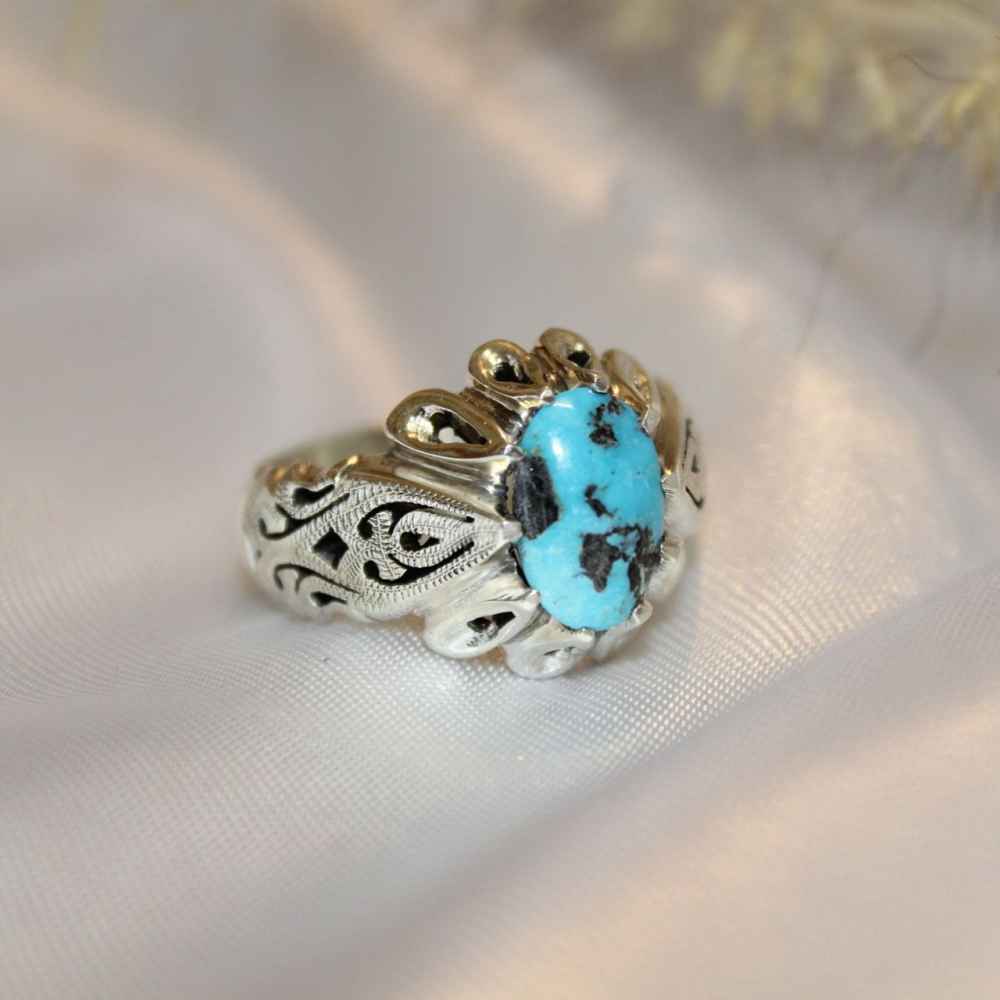 Persian Silver Ring with Neyshabur Turquoise Yoones