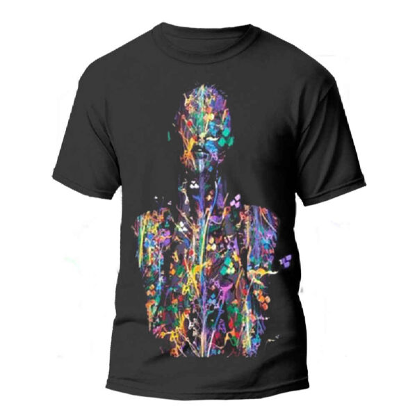 Art-Inspired T-Shirt – Model Banoo | Graphic Minimalist Tee for Women