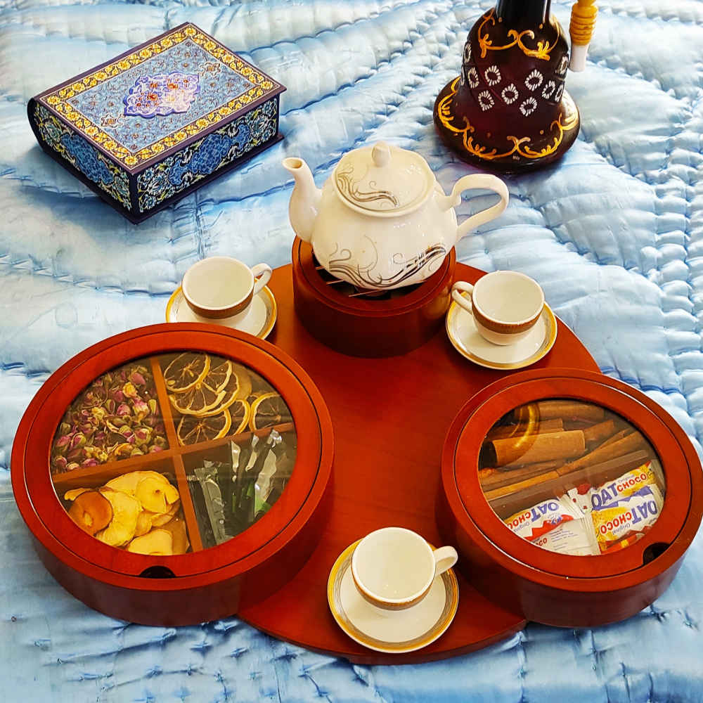 Tea Box with Advanced Warmer System and Sleek Design