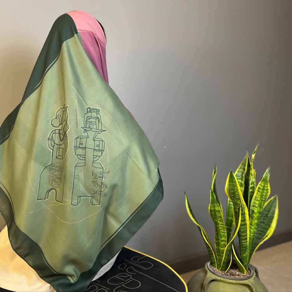 Persian Artistic Print Scarf for Women – Luxe and Vibrant Negarina Design