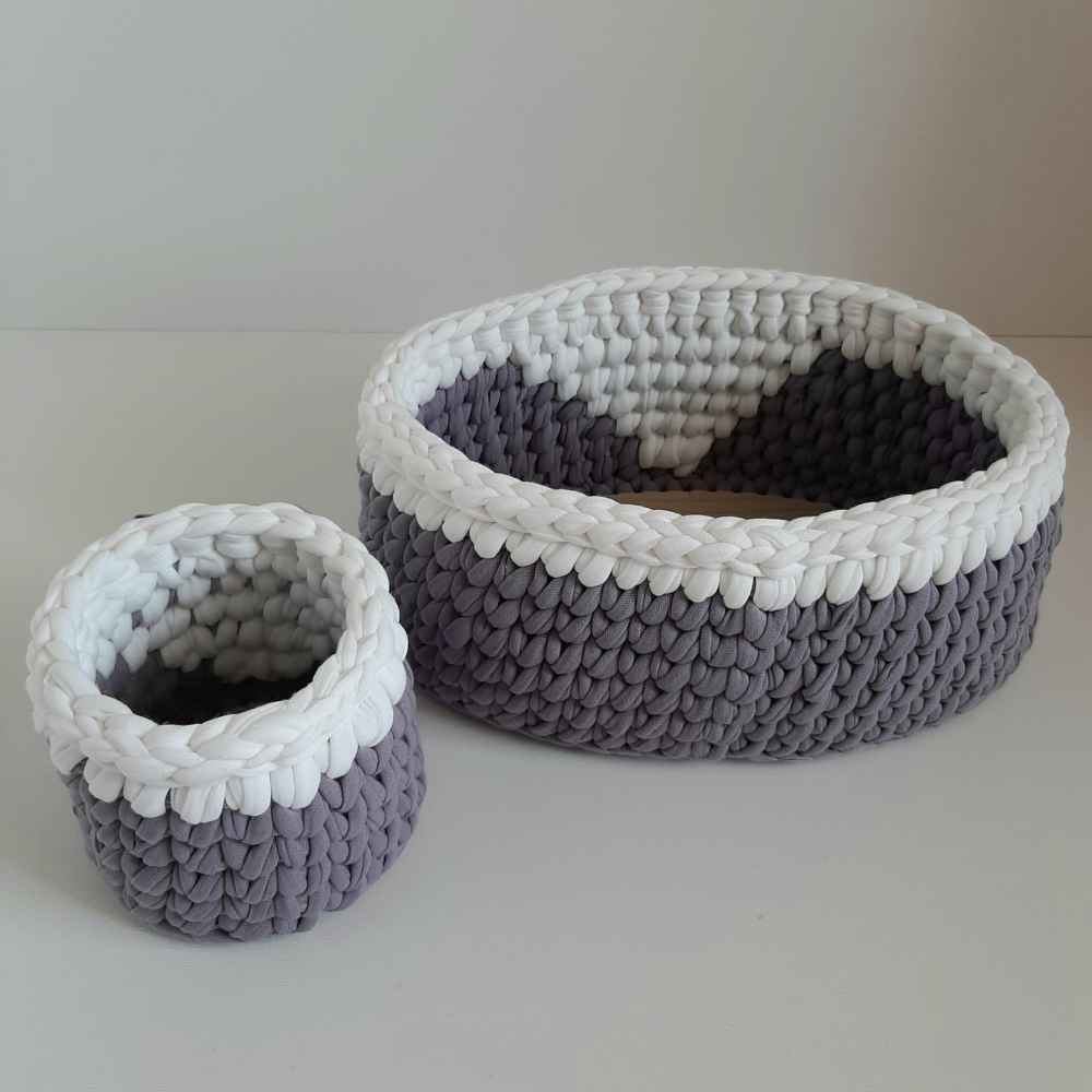 Set of 2 Crochet Storage Baskets Yarn Model Dara