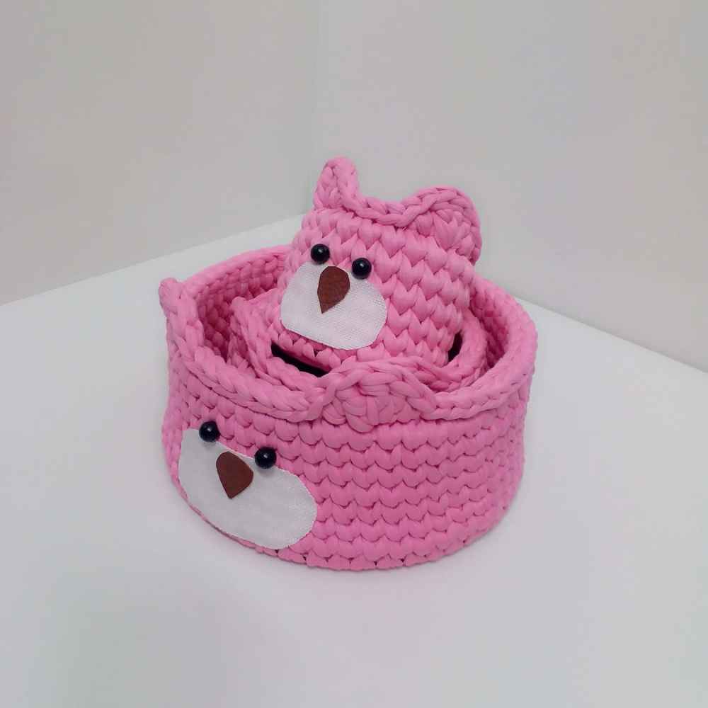 Set of 3 Crochet Storage Baskets Yarn Model Bear