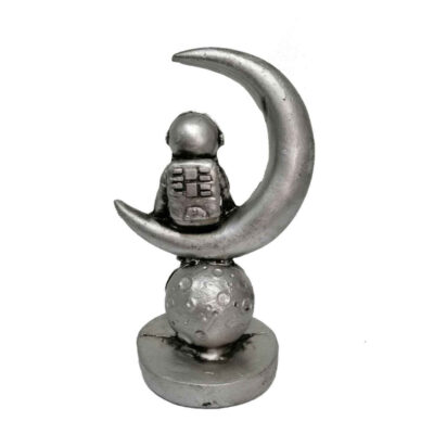 Decorative Astronaut on the Moon Figurine – Space Explorer Sculpture