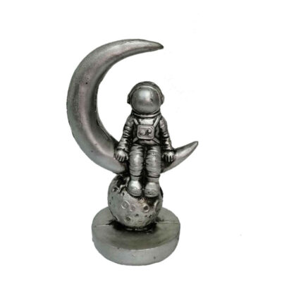 Decorative Astronaut on the Moon Figurine – Space Explorer Sculpture
