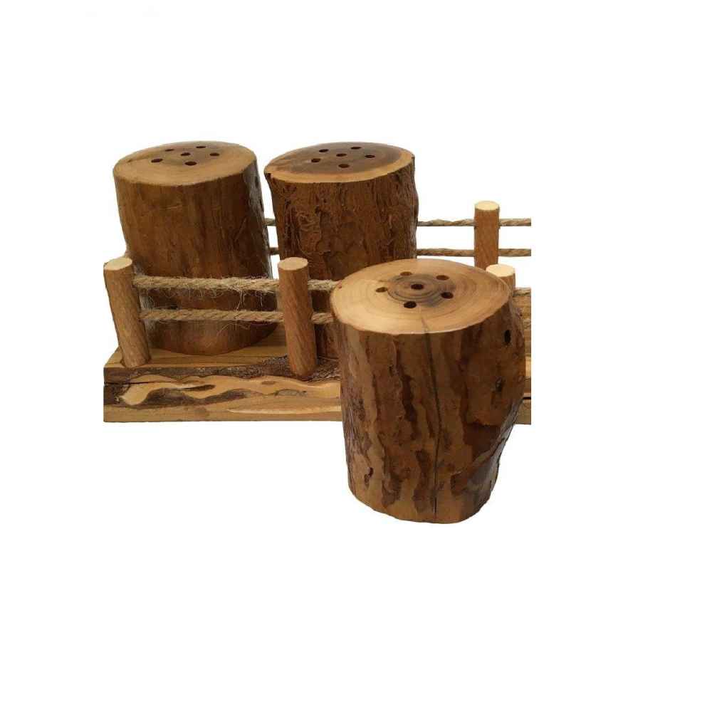 Set of Wooden Salt & Pepper Shakers Paradise