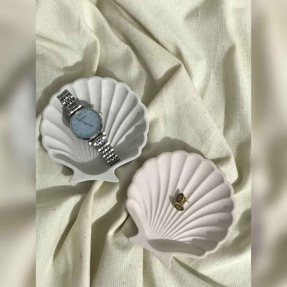 Novelty Jewelry Holder and Organizer Model Shell (x2)