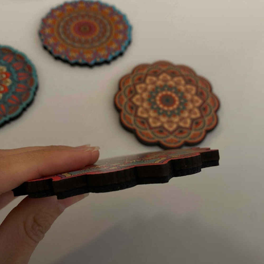 Artistic Drink Coaster Set with the Design Laya