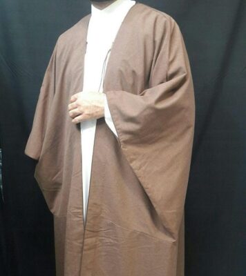 Islamic Men’s Wool Bisht Cloak for Cold Seasons – Arab Heritage