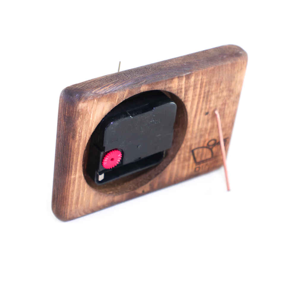 Modern Wooden Desk Clock Model Diako