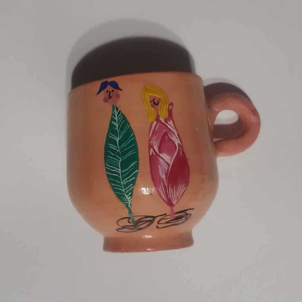 Artistic Pottery Cup – Handcrafted with Couple Pattern