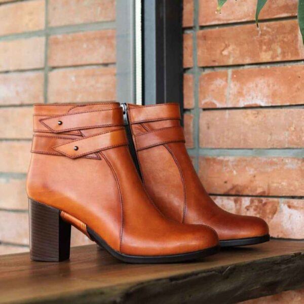 Ankle Leather Boots for Women – Model 112