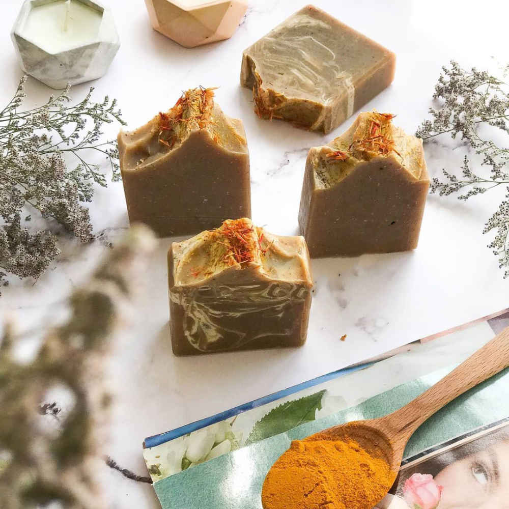 Natural Soap Bar for Oily Skin with Turmeric (x6)