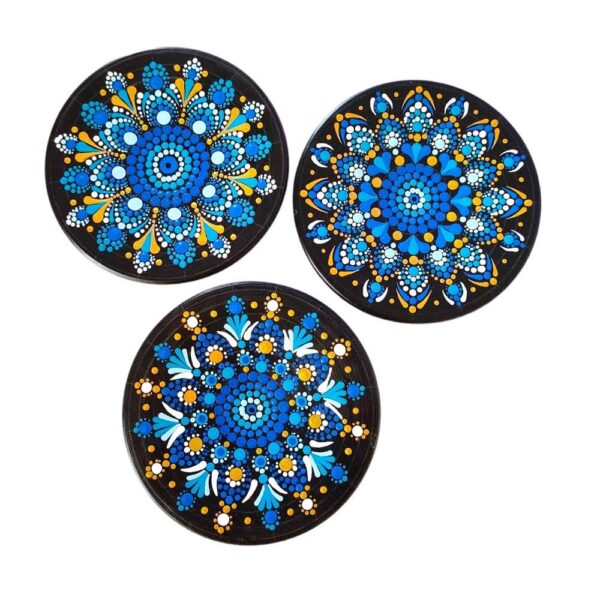 Decorative Dot Art Pottery Plates Model Parva