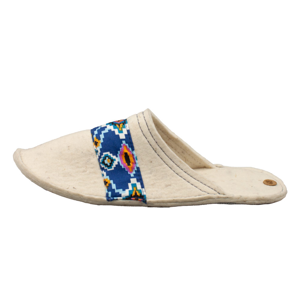 Persian Felt Slippers – Traditional Elegance