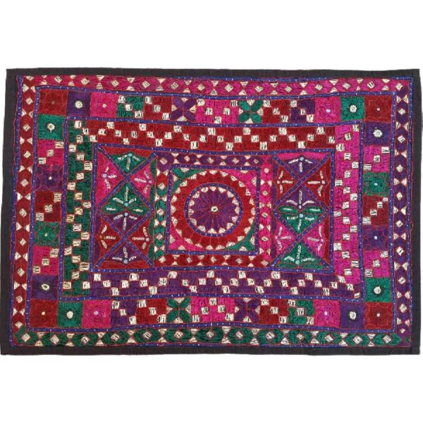 Hand Embroidered Tablecloth Model Nariman
