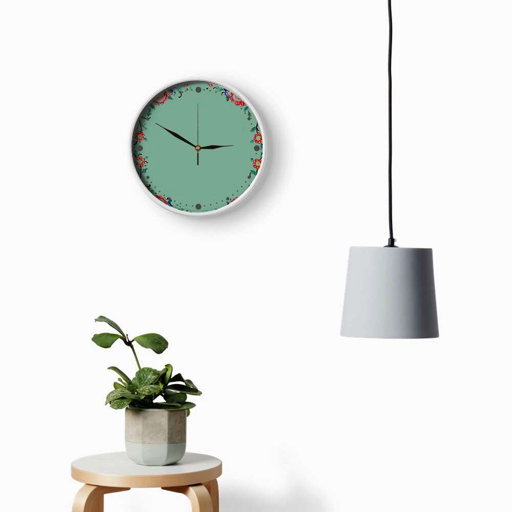 Persian-Inspired Analog Patterned Wall Clock – Taranom