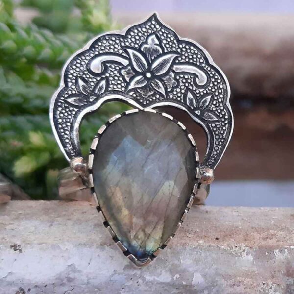 Persian Labradorite Silver Ring with Labradorite for Women