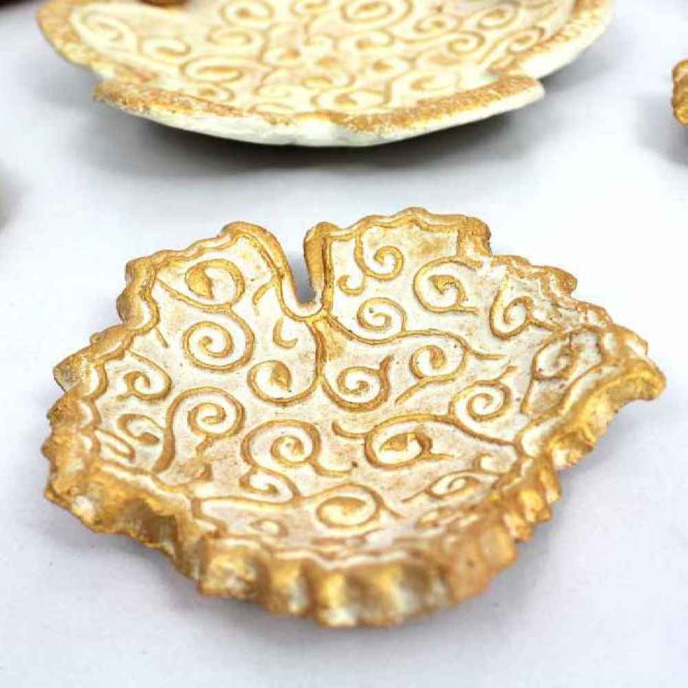 Pottery Haftseen Set Dishes with Mirror suitable for Nowruz Barg