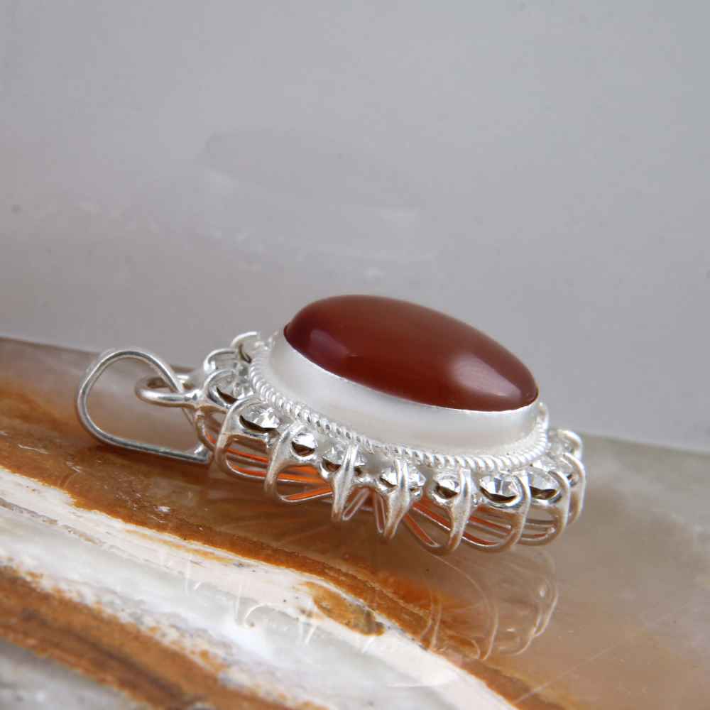 Persian Silver Pendant Classic Style with Yemeni Aqeeq Gemstone Sima