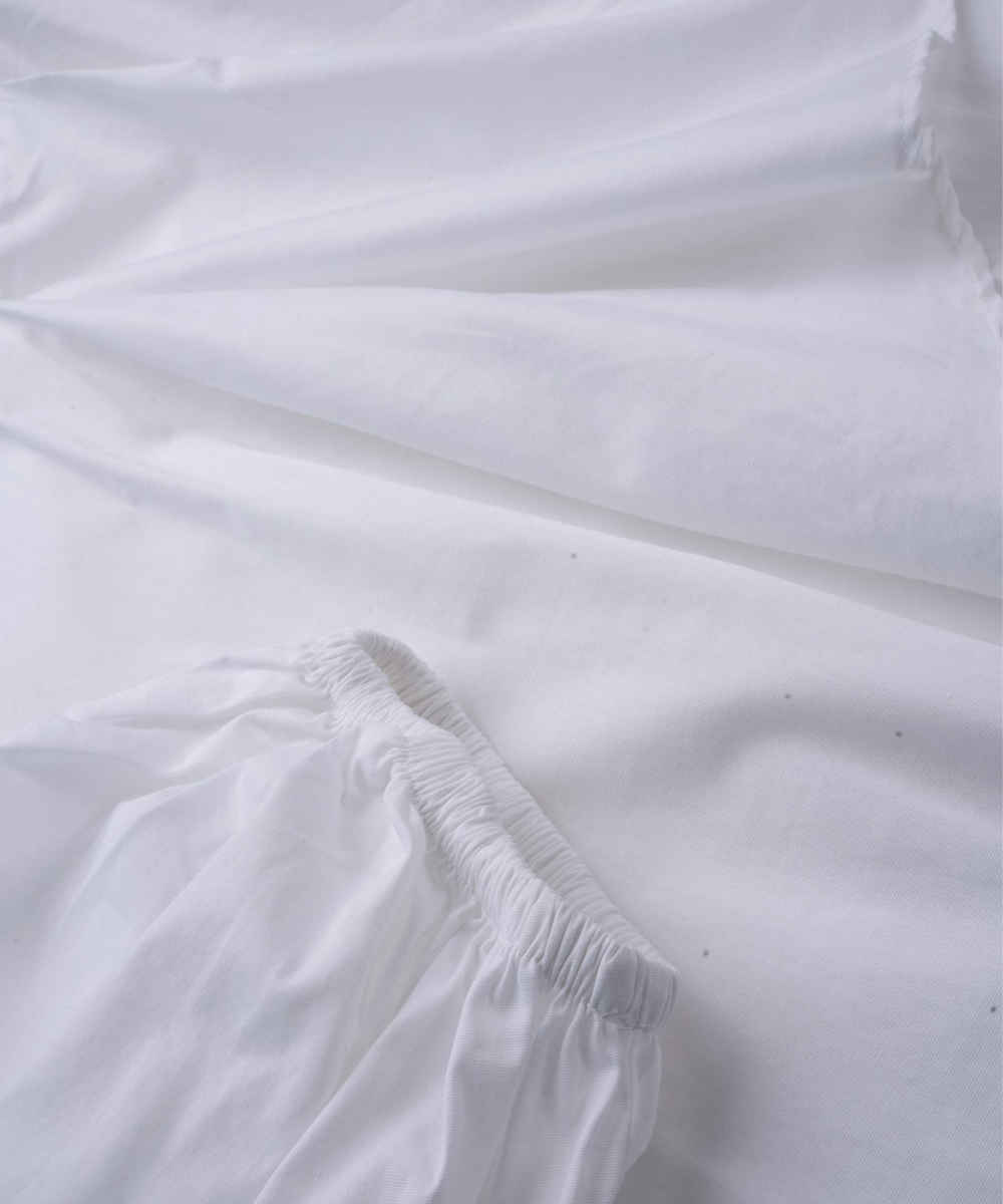 Women’s Fashion Long Sleeve Dress with Round Neckline Model Hasti