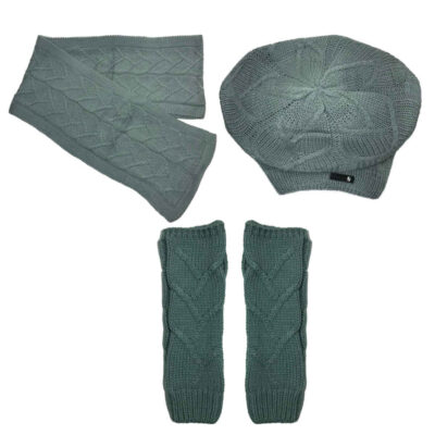 Women’s Knitted Hat and Scarf Set Model Lilac