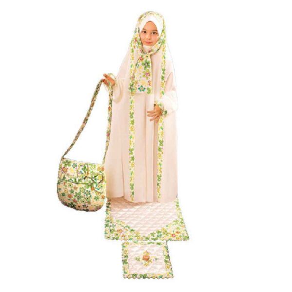 Girls' Jashn-e Taklif Chador Set with Sleeves Model Sedna