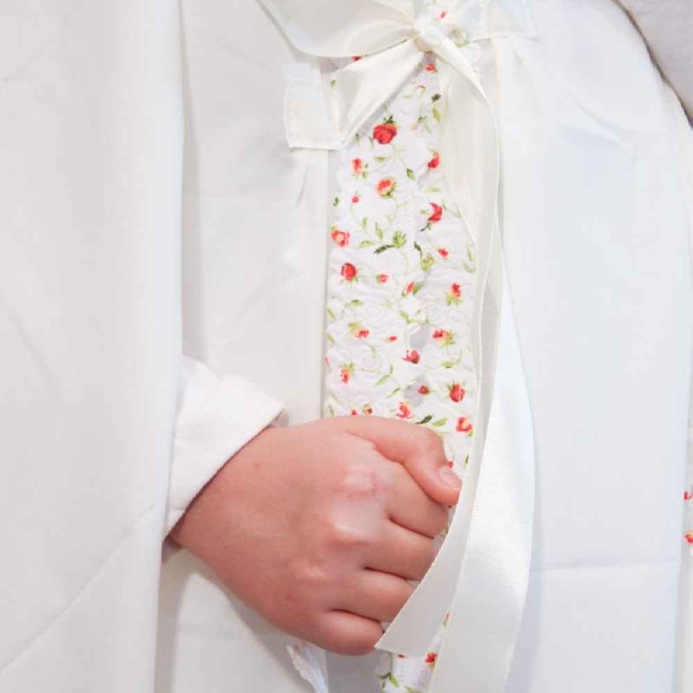 Islamic White Girls’ Namaz Chador Model Nasim