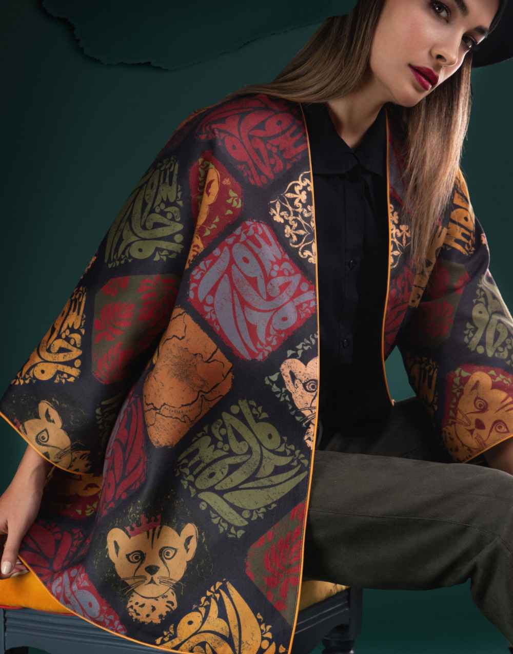 Persian Manto Model Pirooz