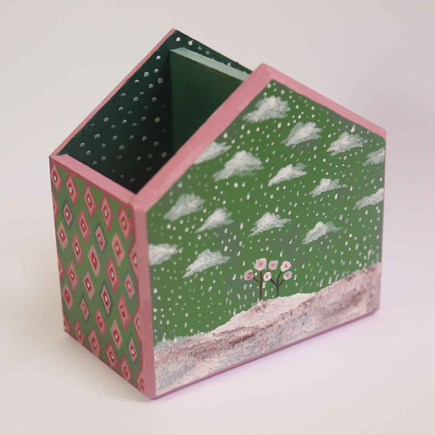 Wooden Makeup Brush Holder Model Cottage