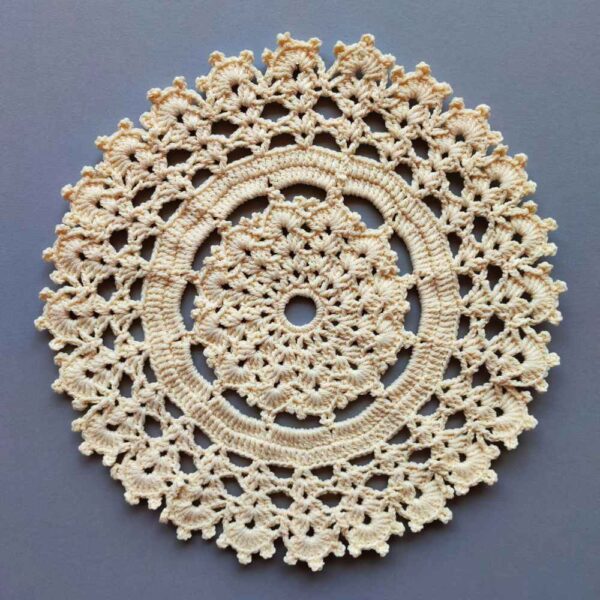 Crochet Hand Knitted Tablecloth Model Cream