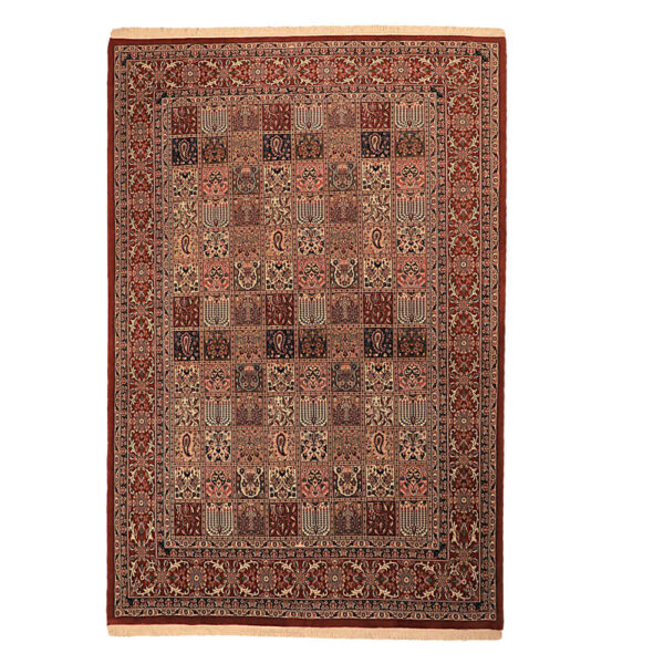 Persian Wool Carpet Hand-Knotted Model Arghavan