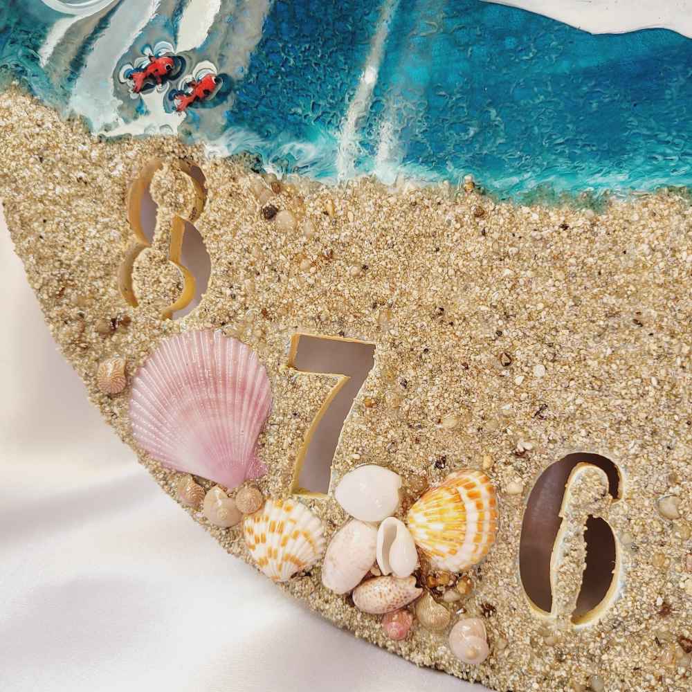 Handcrafted Resin Wall Clock – Abstract Style Darya