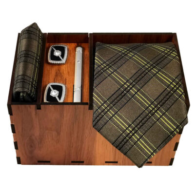 Men’s Tie, Handkerchief & Cufflinks Neckwear Set – Luxurious Plaid