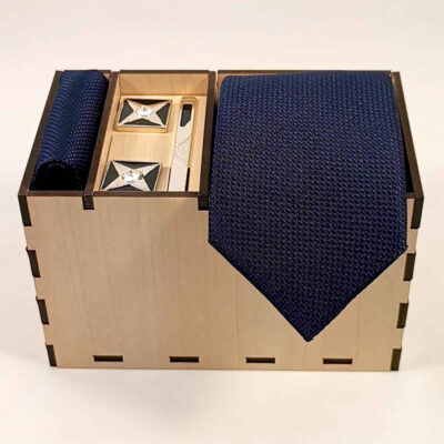 Men’s Tie, Handkerchief & Cufflinks Neckwear Set – Luxurious Maria