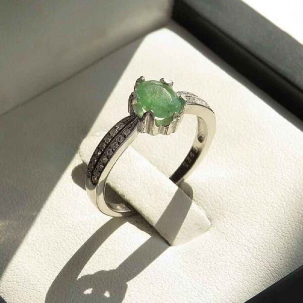 Green Emerald Silver Ring For Women Engagement Sepid